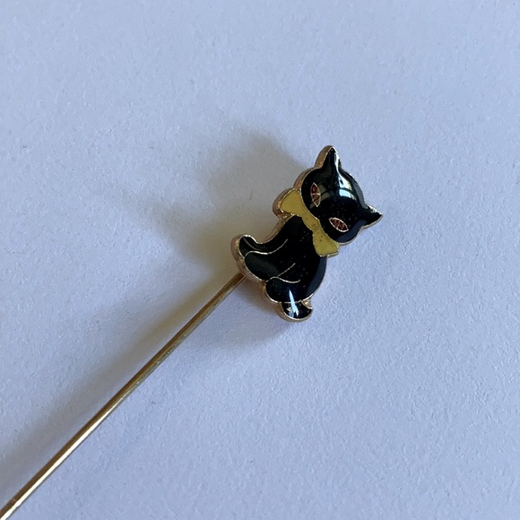VINTAGE 80’s enamel brooch Pin - Picture 2 of 5